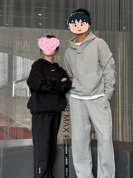 Hochwertige Nike Jogginghose im schwarzen Strick-Logo-Stil