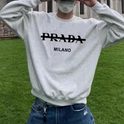 Hochwertige Prada Sweatshirts Schwarz Fleece Logo Luxus