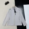 Premium Descente Mantel im schwarzen Logo-Stil