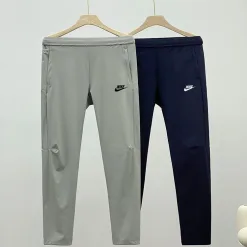 Hochwertige Nike Hose in Weiß, Strick, Casual Style