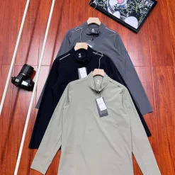 Premium Lululemon Langarmshirt im Logo-Stil aus schwarzem Polyester