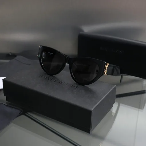 Premium Yves Saint Laurent Sonnenbrille im Logo-Stil