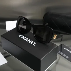 Meistverkaufte Chanel-Sonnenbrillen im Logo-Stil