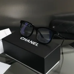 Hochwertige Chanel Sonnenbrillen-Logo-Kollektion
