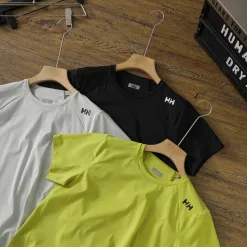 Luxus Helly Hansen Kurzarm Schwarz Casual Luxury