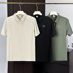 Hochwertiges Descente Poloshirt Schwarz Polyester Klassisch Luxus