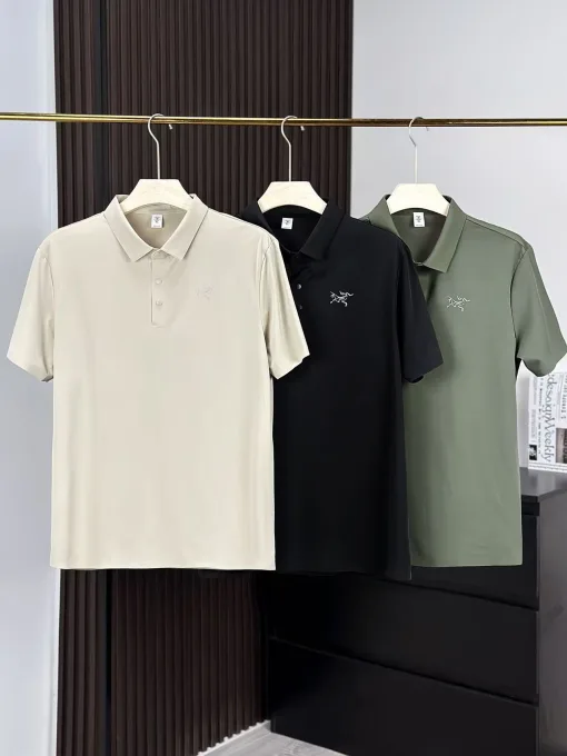 Hochwertiges Descente Poloshirt Schwarz Polyester Klassisch Luxus