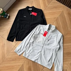 Premium Helly Hansen Jacke Black Logo Collection