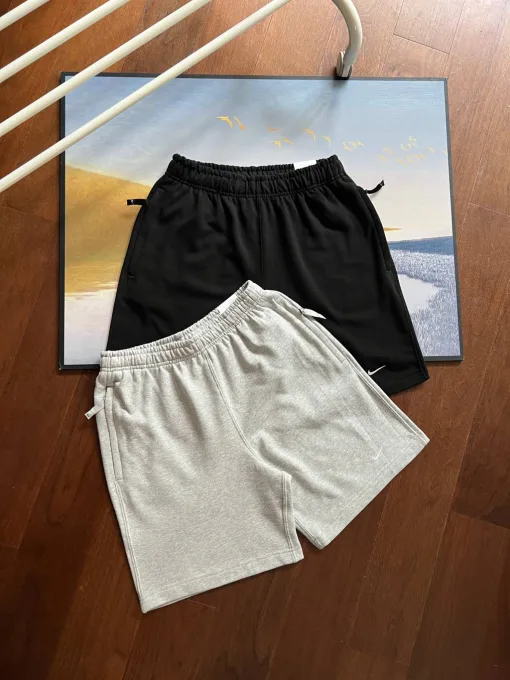 Premium Nike Shorts Schwarz Baumwolle Retro Luxus
