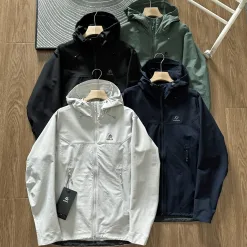 Hochwertige Love Coats Schwarz Klassisch Luxus