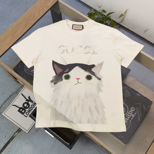 Hochwertiger Gucci-Kurzarmpullover aus Baumwolle im Logo-Stil