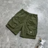Hochwertige Descente-Shorts in Schwarz im schicken Stil