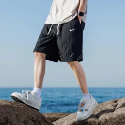 Premium Nike Shorts Schwarz Freizeitkollektion