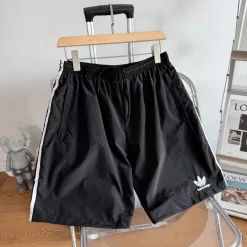 Bestseller Balenciaga T-Shirt Schwarz Baumwolle Logo Luxus
