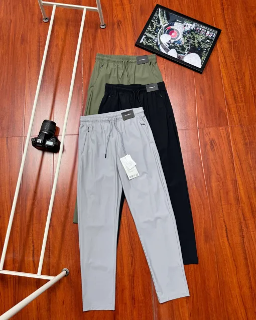 Luxushose von Lululemon, schwarzes Nylon, lässiger Luxus