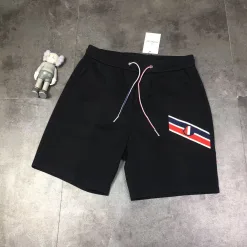 Premium Moncler Shorts aus schwarzer Baumwolle mit Logo-Kollektion