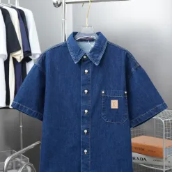Bestseller: Kurzärmliges Denim-Logo im Louis Vuitton-Stil