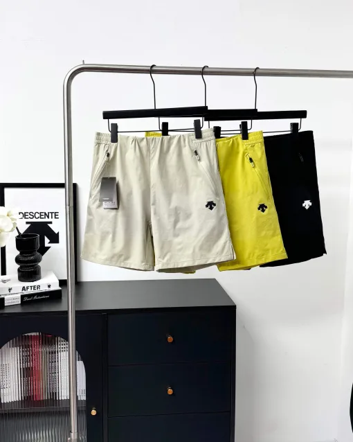 Premium Descente Shorts Schwarz Strick Atmungsaktive Kollektion
