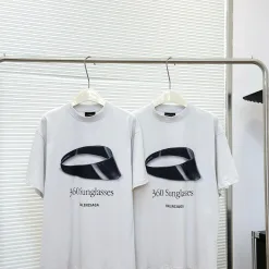 Hochwertige Balenciaga Kurzarm Creme Baumwolle Luxus
