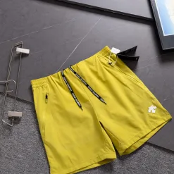Hochwertige Descente Shorts Schwarz Atmungsaktive Kollektion