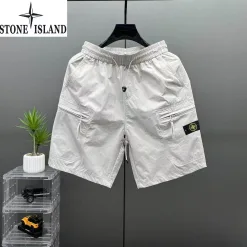Bestseller Stone Island Shorts Grüne Atmungsaktive Kollektion
