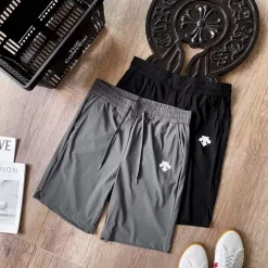 Luxuriöse Descente Shorts in Schwarz, Urban Collection