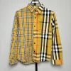 Luxuriöse Burberry Langarmshirts aus Baumwolle der Classic Collection