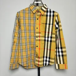Luxuriöse Burberry Langarmshirts aus Baumwolle der Classic Collection