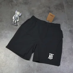 Hochwertige Burberry Shorts Schwarz Casual Style