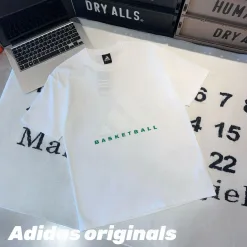 Premium Adidas Kurzarm Schwarz Baumwolle Minimalistischer Stil