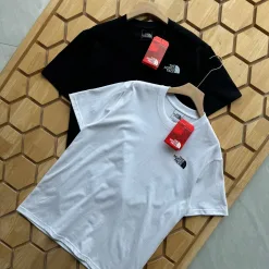 Premium The North Face Kurzarm Schwarz Print Luxus