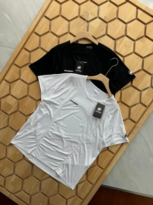 Hochwertige Mammut Kurzarm Schwarz Polyester Elegante Kollektion