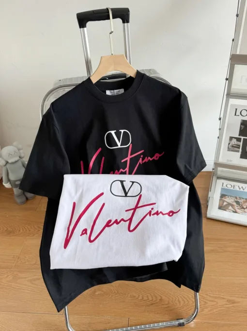 Hochwertiges Valentino Kurzarm T-Shirt Schwarz Leder Logo Style