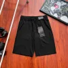 Luxuriöse Lululemon-Shorts, schwarzer Polyester-Stickerei-Stil