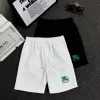 Hochwertige Burberry Shorts aus Strick im Casual Style