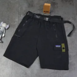 Luxus-Shorts von Patagonia in der klassischen Kollektion in Schwarz