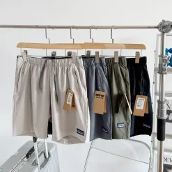 Luxuriöse Patagonia Shorts in Schwarz, atmungsaktiver Stil