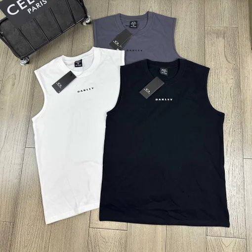 Hochwertige Oakley Ärmelloses schwarzes Baumwoll-Logo-Kollektion