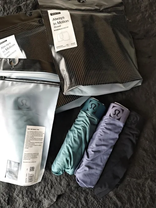 Hochwertige Lululemon Unterwäsche Schwarz Spandex Solid Luxury