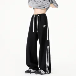 Bestseller Adidas Jeans Black Cotton Patchwork Kollektion