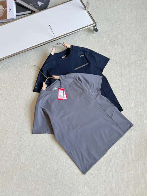 Bestseller Helly Hansen Kurzarm Grau Atmungsaktiver Stil