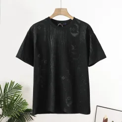 Hochwertige Louis Vuitton Kurzarm-Kollektion mit schwarzem Baumwolldruck