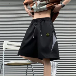 Hochwertige Stone Island Shorts in Schwarz, klassische Kollektion