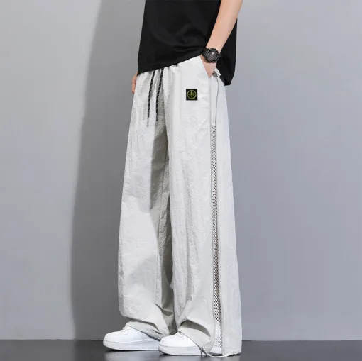 Hochwertige Freizeithose von Stone Island in Schwarz, Freizeitkollektion