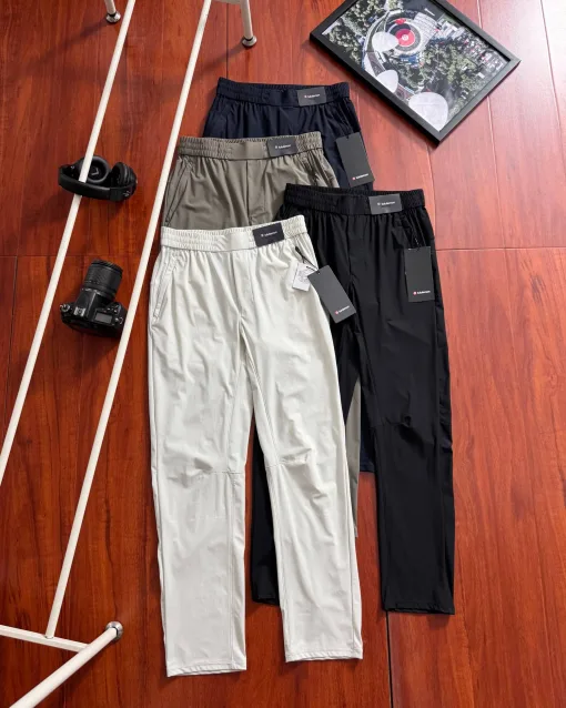 Hochwertige Lululemon-Hose in Schwarz, lässiger Stil