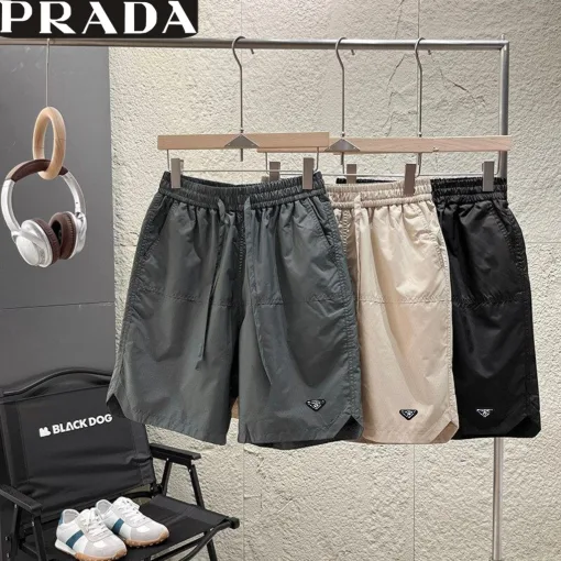Hochwertige Prada Shorts Schwarz Casual Luxury