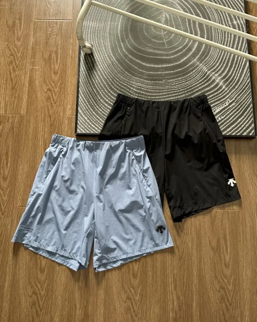 Hochwertige Descente Shorts Schwarz Casual Kollektion