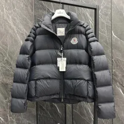 Luxus Moncler Daunenjacke Schwarz Luxus