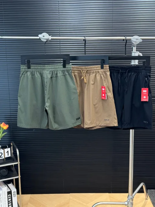 Hochwertige Helly Hansen Shorts Schwarz Casual Luxury