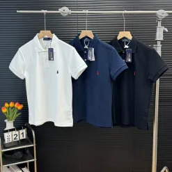 Hochwertige Ralph Lauren Kurzarm-T-Shirts aus schwarzer Baumwolle mit Logo-Kollektion